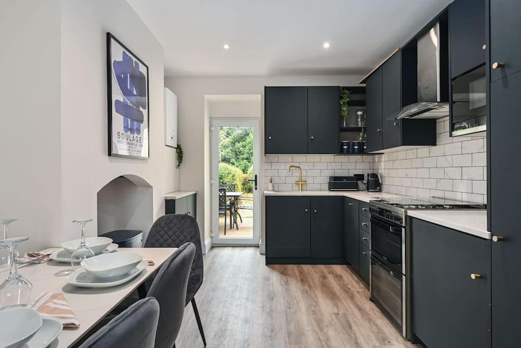 Stunning Spacious Duplex With Garden 141A Hastings Exterior foto